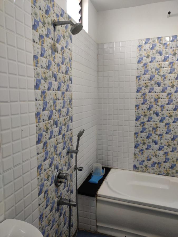 Subasree Cottage Tirunallar Dış mekan fotoğraf