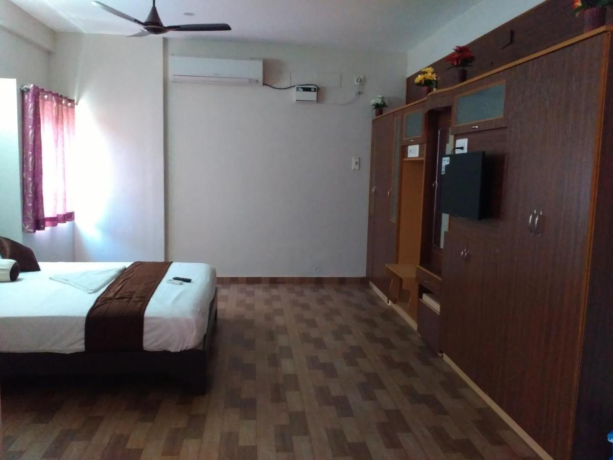 Subasree Cottage Tirunallar Dış mekan fotoğraf